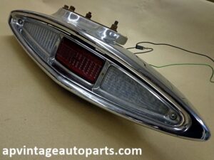 1968 Cadillac Fleetwood rear bumper tail light