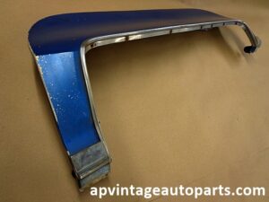 1973 Oldsmobile Delta 88 Custom Cruiser LH fender wheel skirt