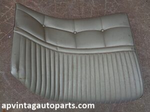 1966 Ford Thunderbird wraparound rear seat
