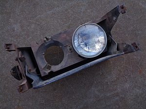 1969 Ford LTD hideaway headlight