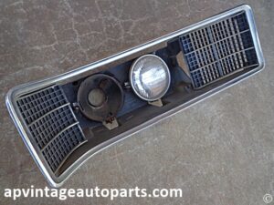 1970 Ford LTD hideaway headlight