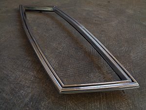 1974 Mercury Cougar XR7 opera window trim molding