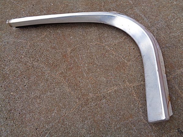 1975 Ford Torino LH rear quarter window molding