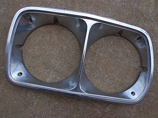 1975 Ford Torino headlight bezel