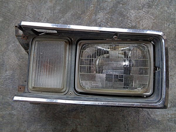 1978 Ford Fairmont left headlight assembly