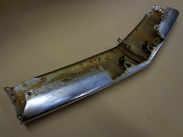 1960 Cadillac front bumper upper center bar