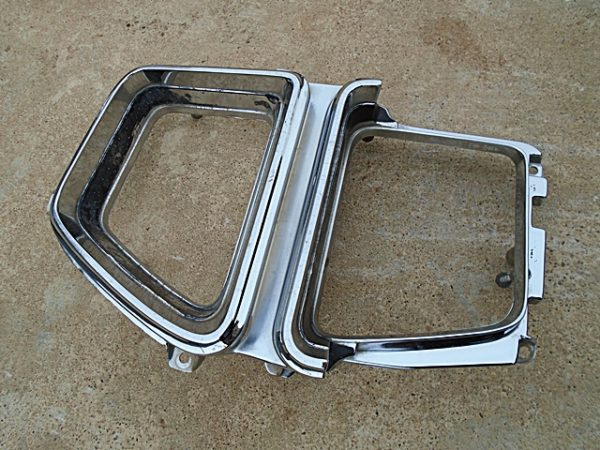 1972 Oldsmobile Delta 88 tail light bezel