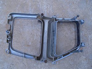 1972 Oldsmobile Delta 88 tail light bezel