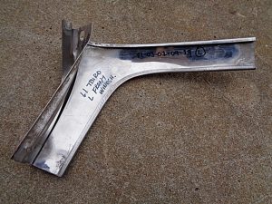 1961 1963 Ford Thunderbird windshield trim molding