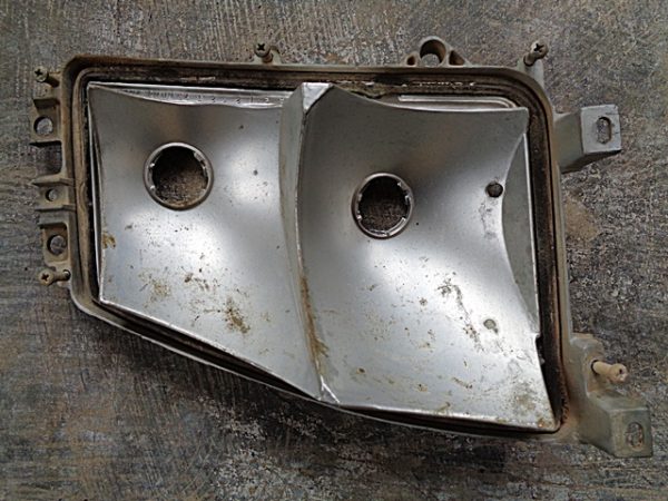 1975 Chevrolet Monte Carlo tail light housing