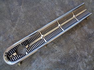 1963 Mercury Meteor tail panel trim