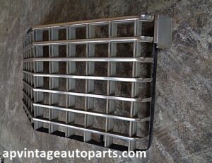 1977 Ford Thunderbird grille