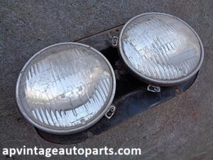 1961 Ford Thunderbird headlight bucket