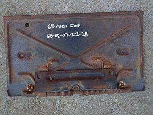 1968 Chevrolet Impala license tag holder