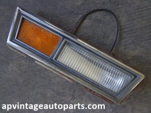 1972 Ford Galaxie LTD side marker corner light LH