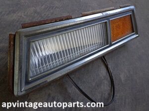 1971 1972 FORD GALAXIE LTD SIDE MARKER LIGHT