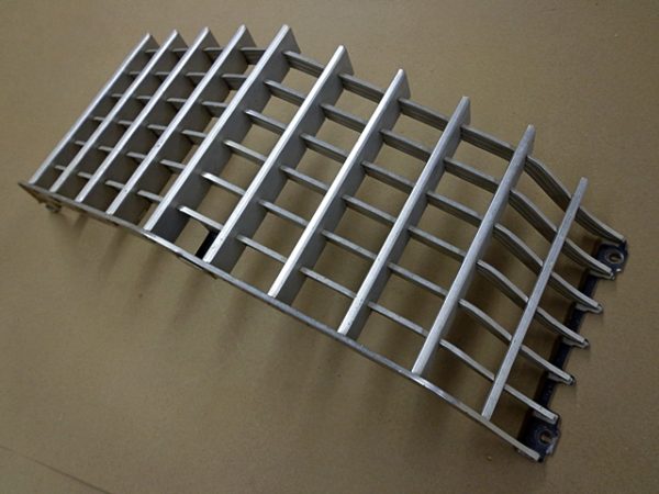 1973 1976 Ford Thunderbird grille