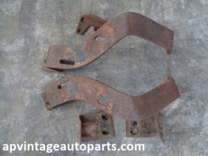 1960 Cadillac front bumper bracket