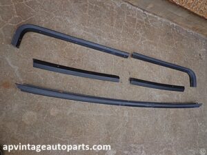 1967 Ford Galaxie fastback rear window molding