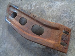 1968 Ford Thunderbird right front outer bumper bracket