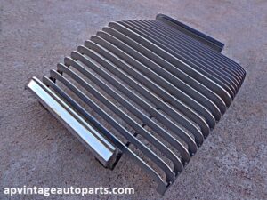 1973 Mercury Cougar center grill