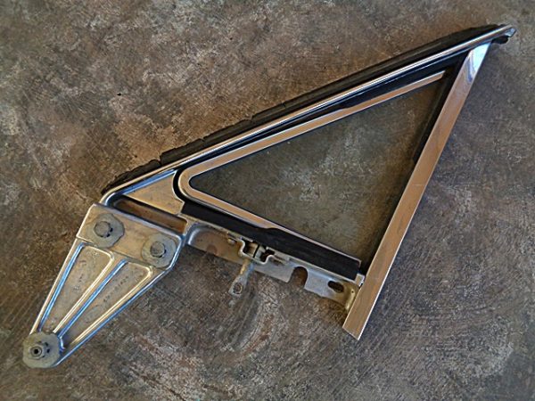 1964 Ford Galaxie 500 XL RH vent window