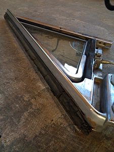 1964 Ford Galaxe XL fastback RH vent window