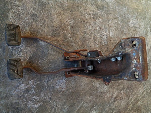 1964 Ford Fairlane clutch brake assembly