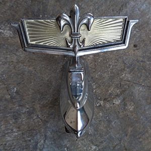 1987 1989 Chevrolet Caprice hood ornament