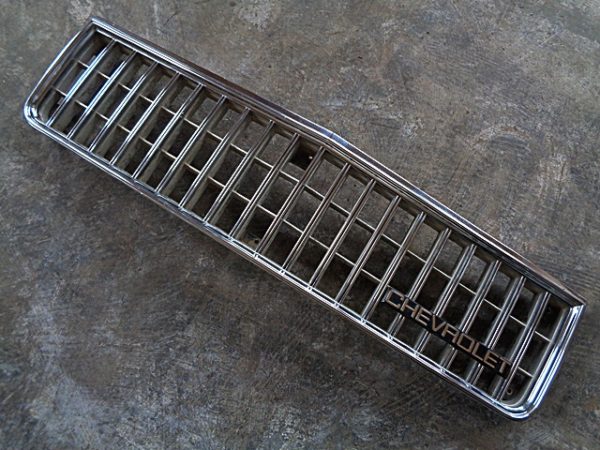 1987 Chevrolet Impala Caprice OEM grille