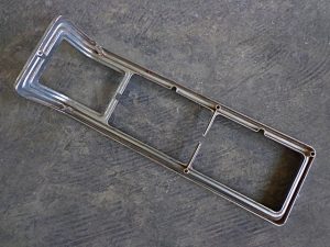 1976 Cadillac LH side marker light bezel