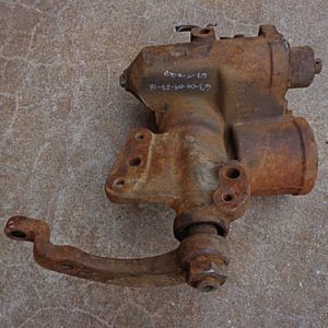 1963 Ford Thunderbird power steering gear box with pitman arm