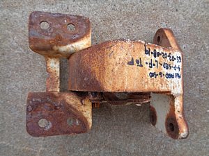 1965 Ford Galaxie 500 4 dr sedan door hinge