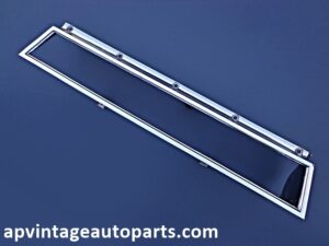 1976 1977 Buick Regal LH tail light bezel