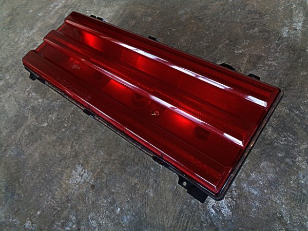 1980 Chrysler Cordoba LH tail light lamp assembly