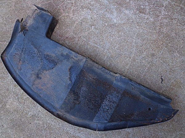 1972 Mercury Cougar RH fender inner rear splash shield