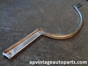 1975-1978 Mercury Grand Marquis RH fender molding