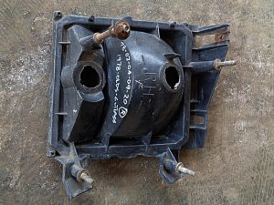 1978 Oldsmobile Cutlass Salon RH tail light