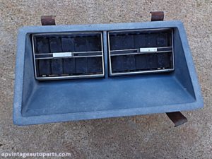 1969 1970 Ford Galaxie center AC dash vent assembly