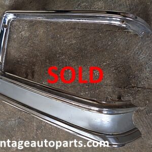 1976 Cadillac turn signal side marker bezel