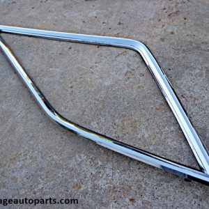 1977 1979 Ford Thunderbird quarter glass trim molding