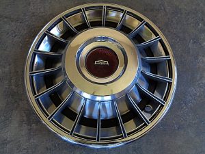 1970-1973 Ford Mercury 14 inch turbine wheel cover