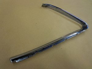 1970 Ford Galaxie fastback LH quarter window trim