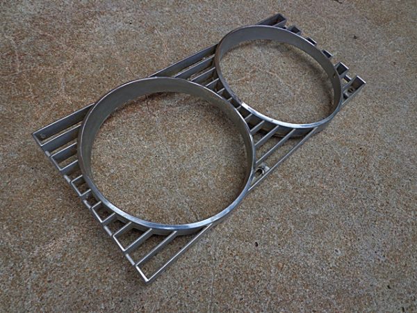 1968 Lincoln headlight door bezel