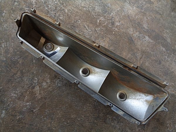 1967 Dodge Polara LH tail ight housing