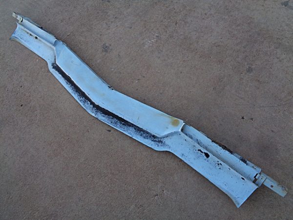 1973 Mercury Marquis front bumper center filler panel