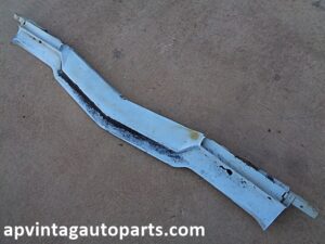 1973 Mercury Marquis front bumper filler