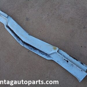 1973 Mercury Marquis front bumper filler