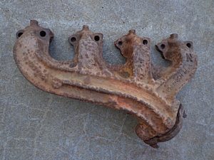 1975 Ford 351 Windsor exhaust manifold