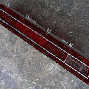 1976 1977 Buick Regal LH tail light